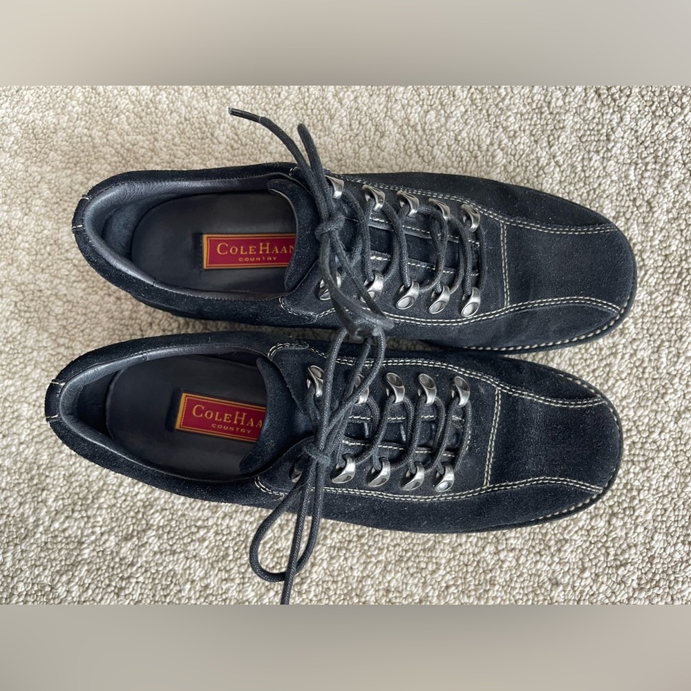 Cole Haan Country. Black suede and leather hiking short boots. Waterproof. 9 1/2 - Picture 8 of 8